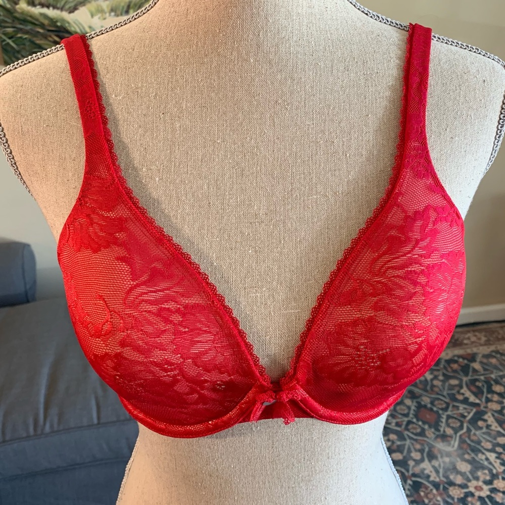 VS 32D bra